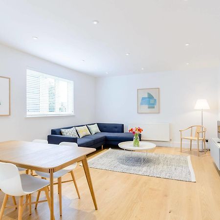 Native Fulham Apartment ลอนดอน ภายนอก รูปภาพ