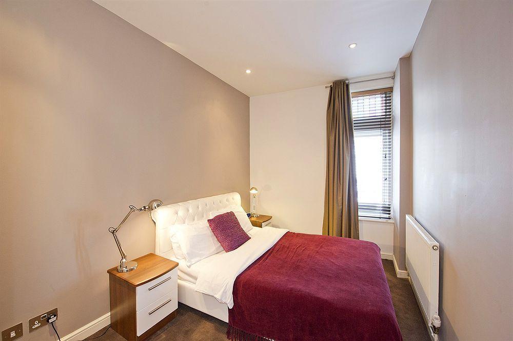 Native Fulham Apartment ลอนดอน ภายนอก รูปภาพ