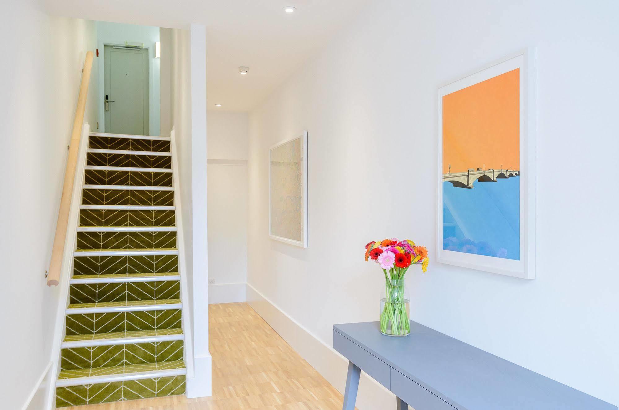 Native Fulham Apartment ลอนดอน ภายนอก รูปภาพ