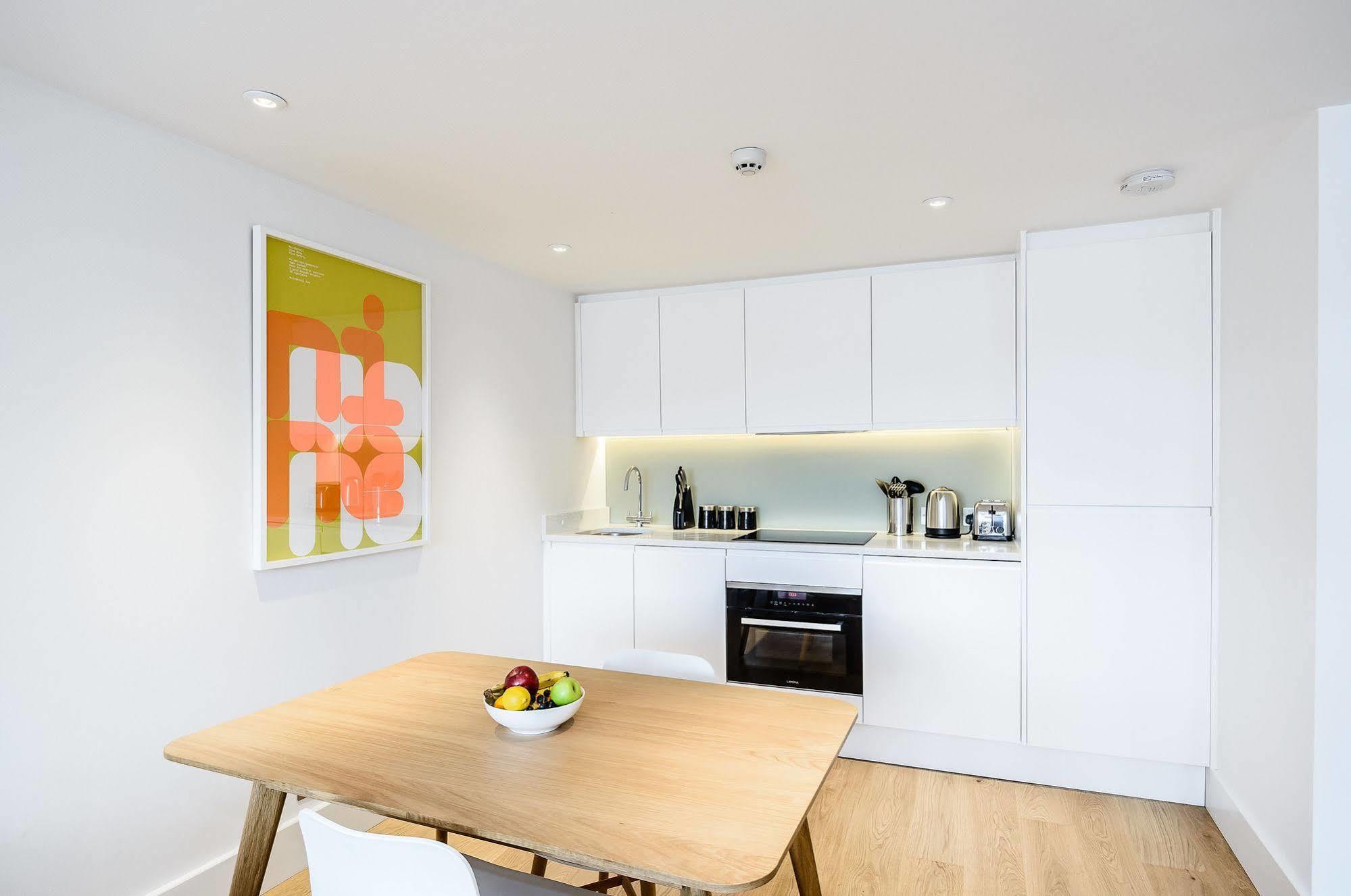Native Fulham Apartment ลอนดอน ภายนอก รูปภาพ