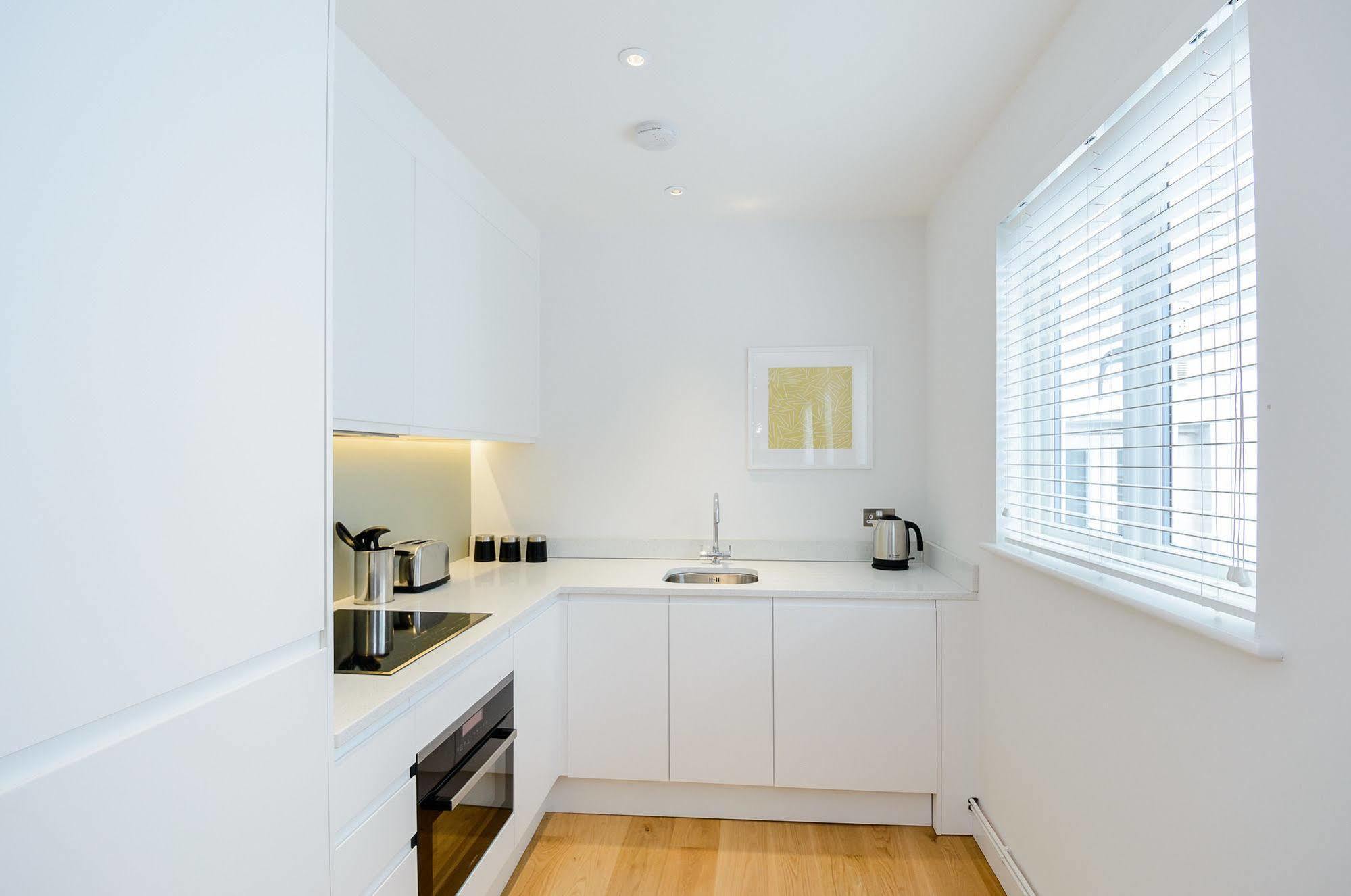Native Fulham Apartment ลอนดอน ภายนอก รูปภาพ